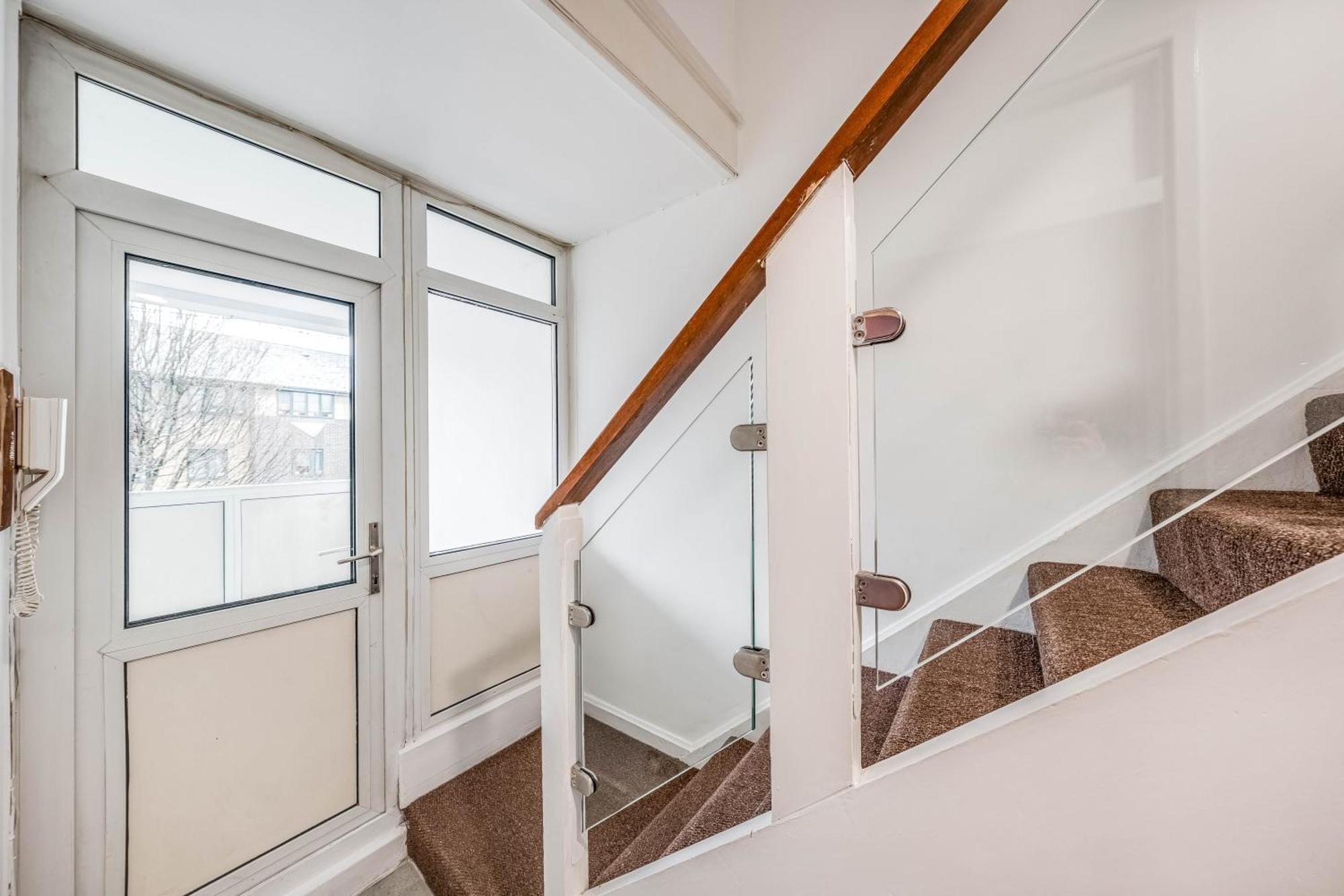 Leo's Place In Mile End 2 Double Beds, 1 Bunk Bed, Max 6, Spacious, Ideal For Families Appartement Londres